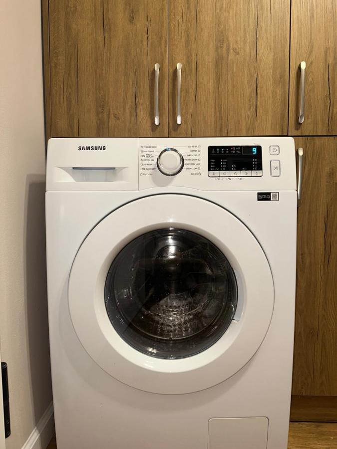 Eja Apartment 3 Тирана Экстерьер фото