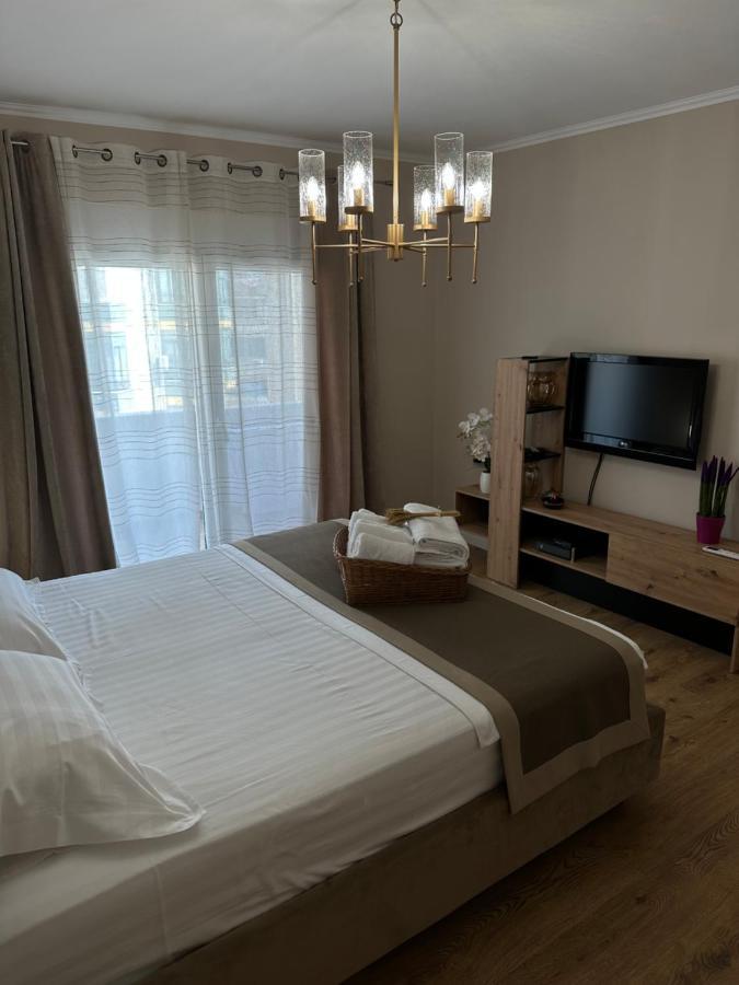 Eja Apartment 3 Тирана Экстерьер фото