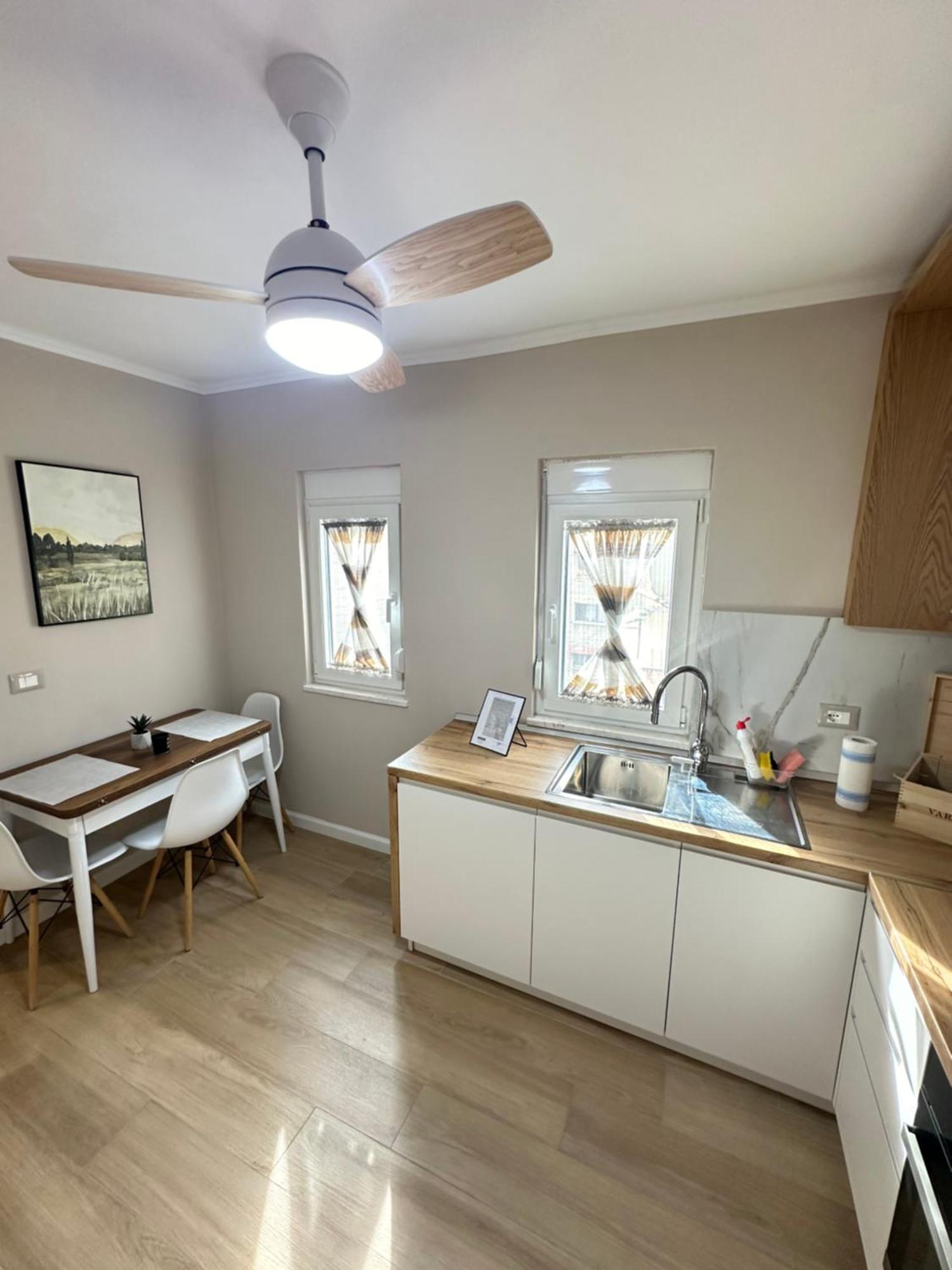 Eja Apartment 3 Тирана Экстерьер фото