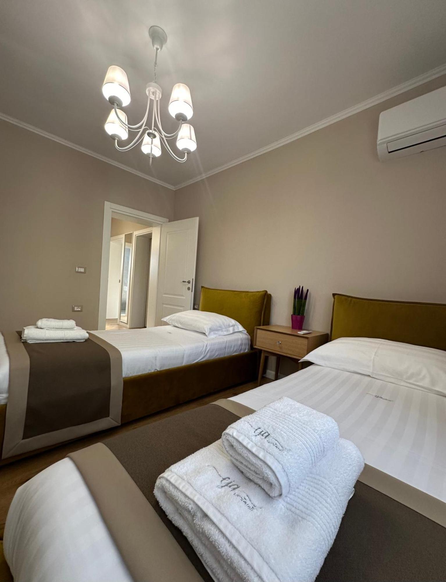Eja Apartment 3 Тирана Экстерьер фото