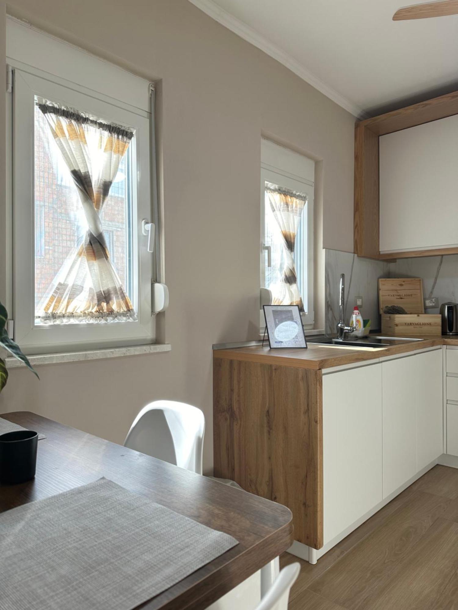 Eja Apartment 3 Тирана Экстерьер фото